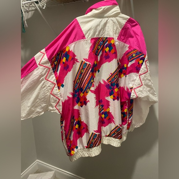 Wind breaker jacket - Picture 2 of 2